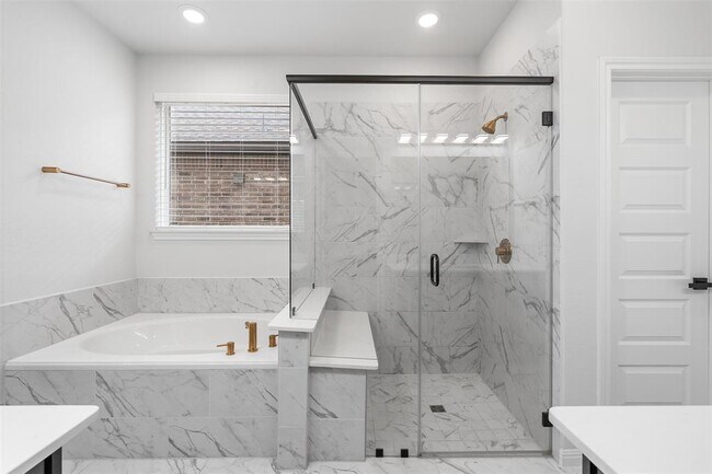 Building Photo - 2516 Walking Y Rd