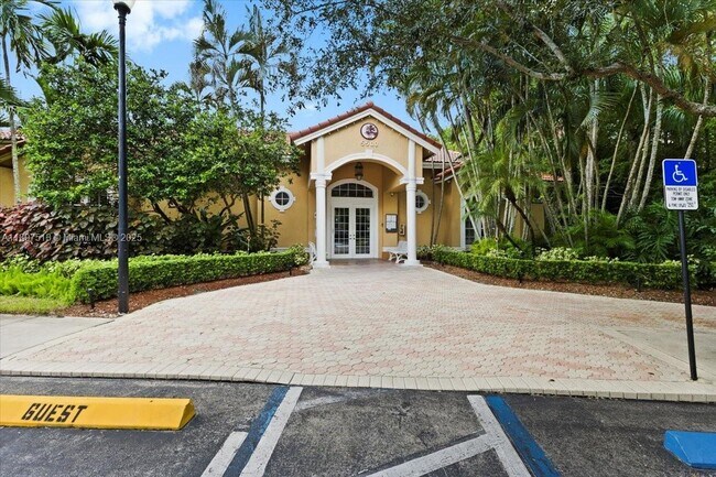 Building Photo - 5520 NW 61st St