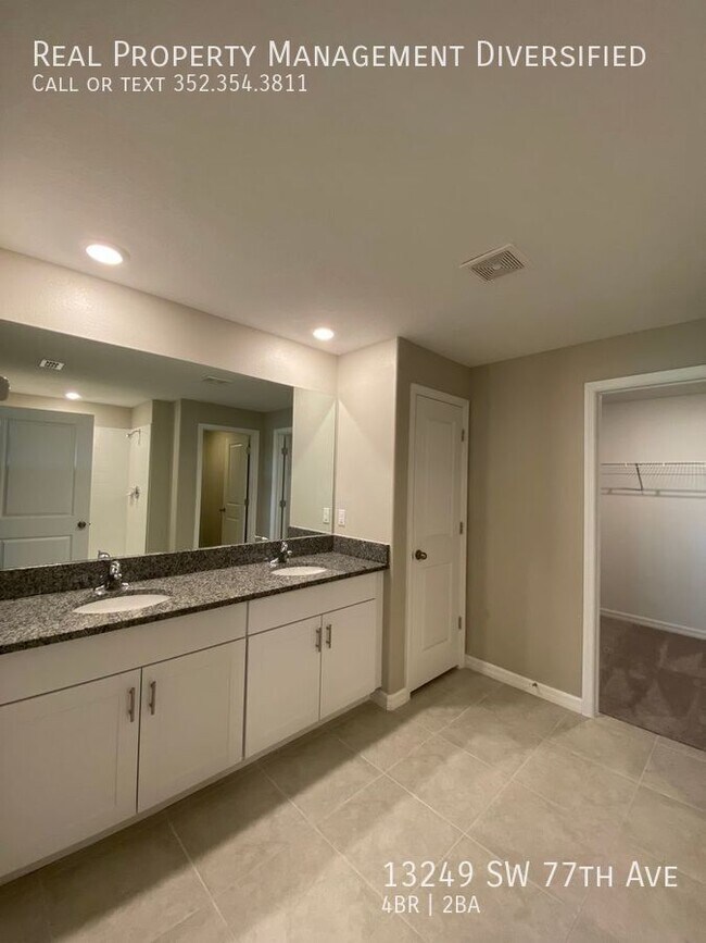 Building Photo - 13249 SW 77th Ave