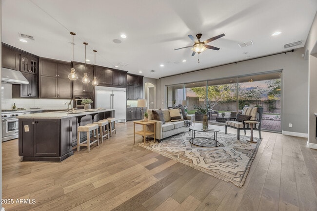 Building Photo - 4254 E Valencia Dr