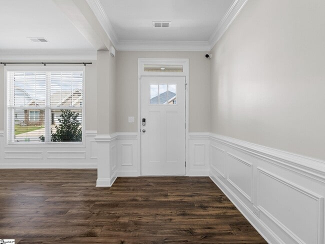 Building Photo - 211 Pollyanna Dr