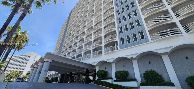 Building Photo - 5401 Collins Ave