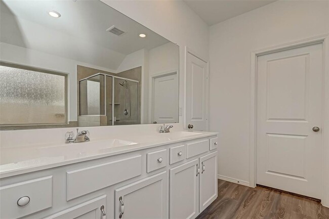 Building Photo - 2847 Mistygate Ct