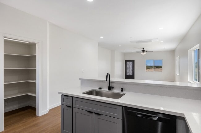 Building Photo - 17491 Granada Dr