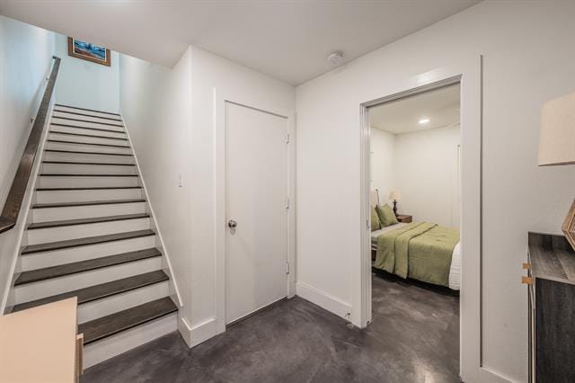 Building Photo - 4954 Camdale Ct