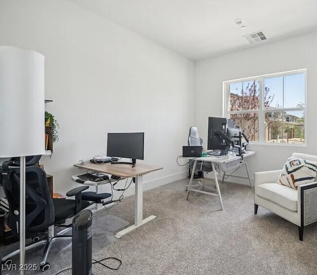 Building Photo - 9031 Coastal Oaks St