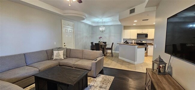 Building Photo - 1502 SW 50th St