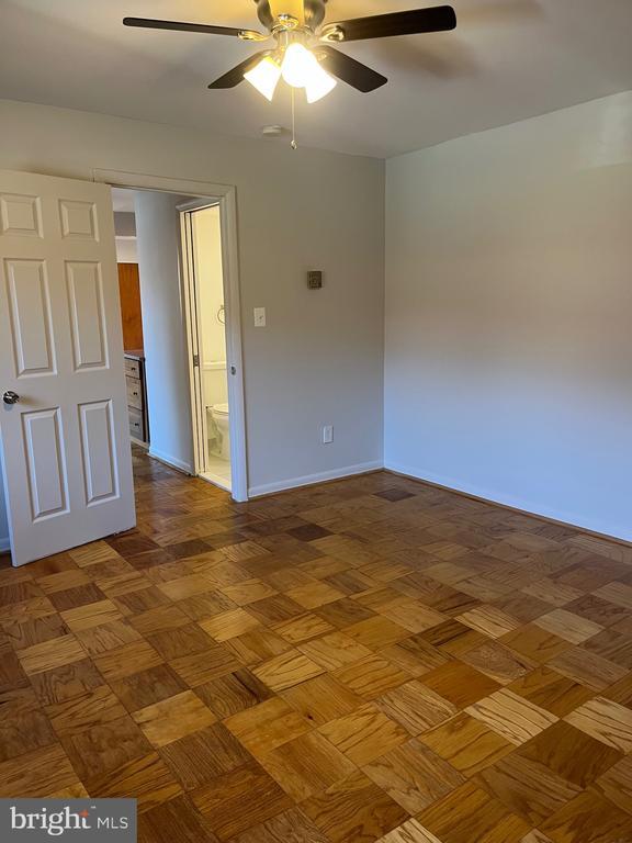 Building Photo - 1508 S George Mason Dr