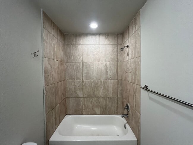 Building Photo - 16906 Dancing Ava