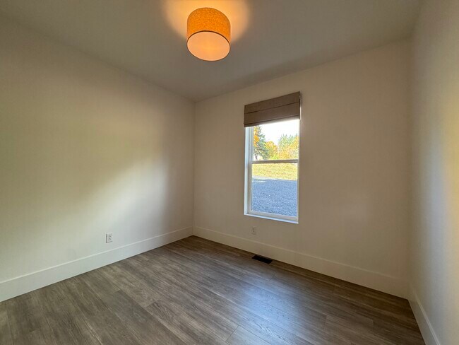 Building Photo - 361 Frank Johns Rd