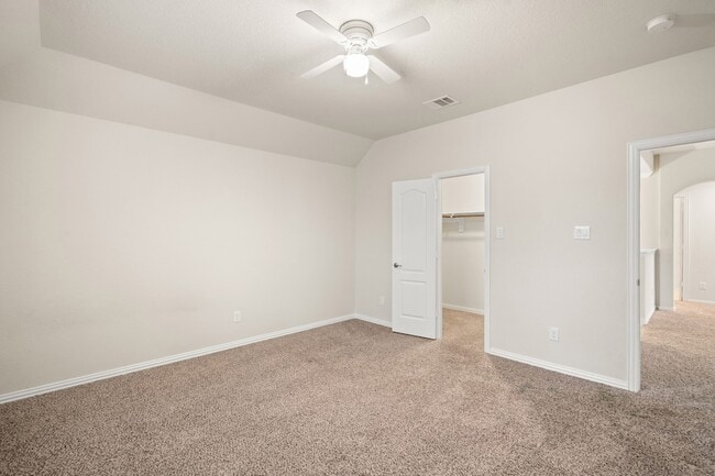 Building Photo - 135 San Bernard Dr