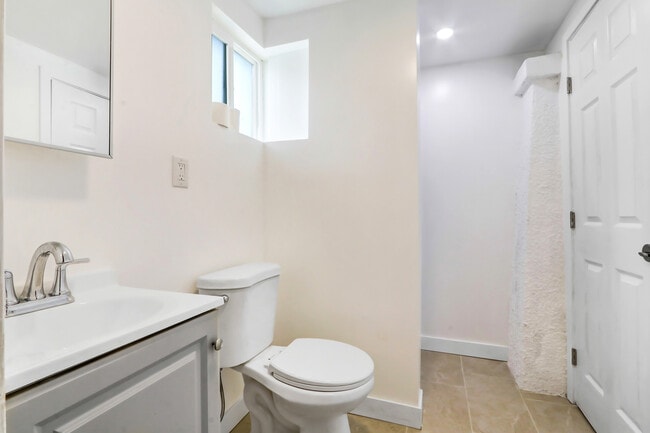 Building Photo - 9288 Archibald Ave