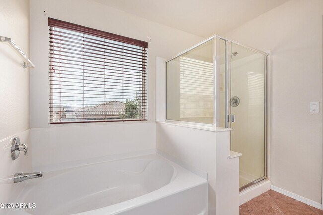 Building Photo - 305 S 165th Dr