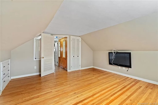 Building Photo - 73 Wepawaug Dr