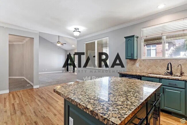 Building Photo - 154 W 1100 N