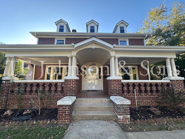 Primary Photo - Charming Winston-Salem Home with Rocking C...