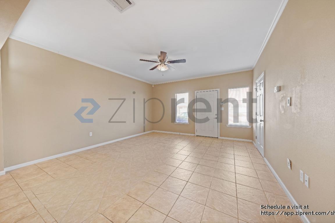 Building Photo - 2403 Brightside Dr