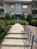 Building Photo - 12701 Dara Dr