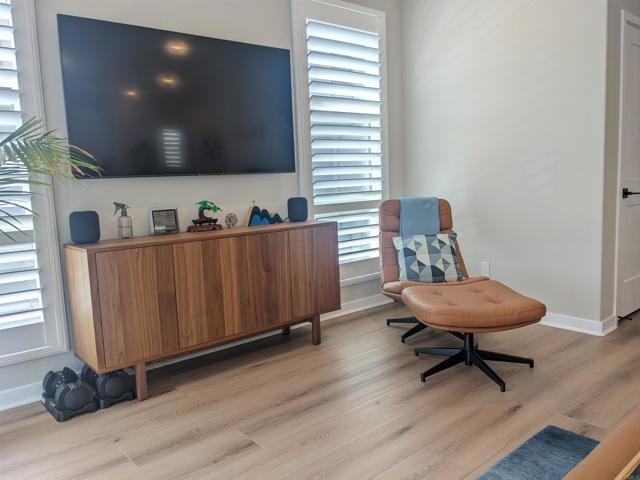 Building Photo - 2950 Via Alta Pl