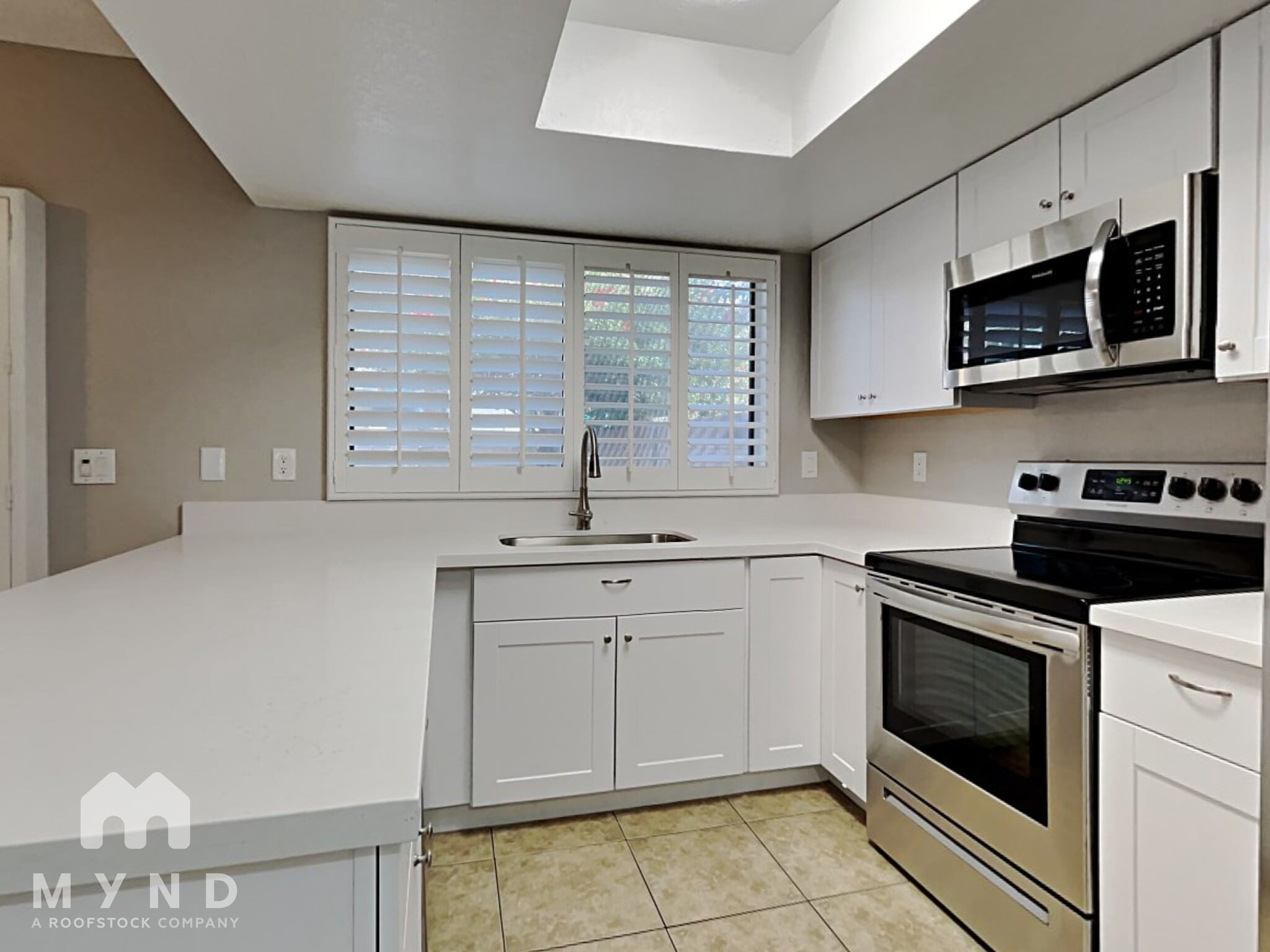 Building Photo - 7801 N 44th Dr