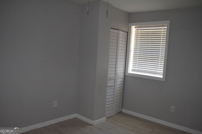 Building Photo - 1125 West Ave SW