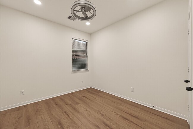 Building Photo - 16131 Keystone Ridge Ln