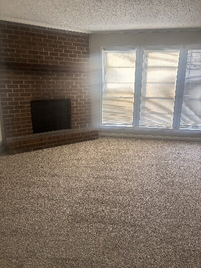 Building Photo - "3-Bedroom Home on Breckenwood Drive"