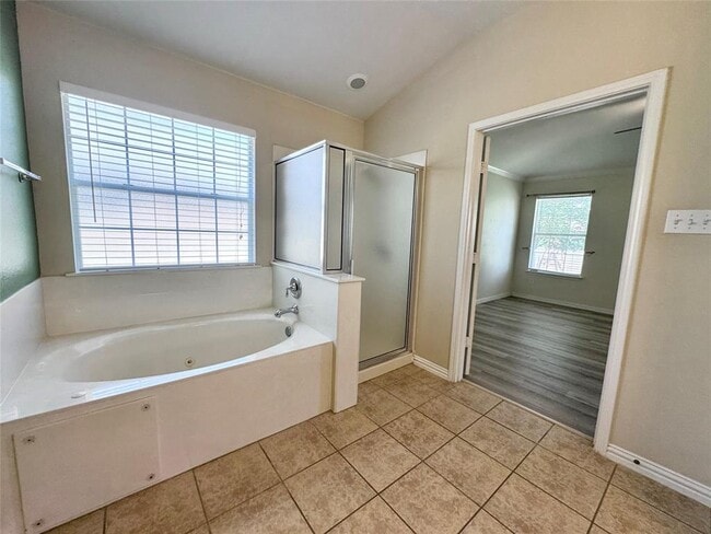 Building Photo - 155 Birdwell Ln