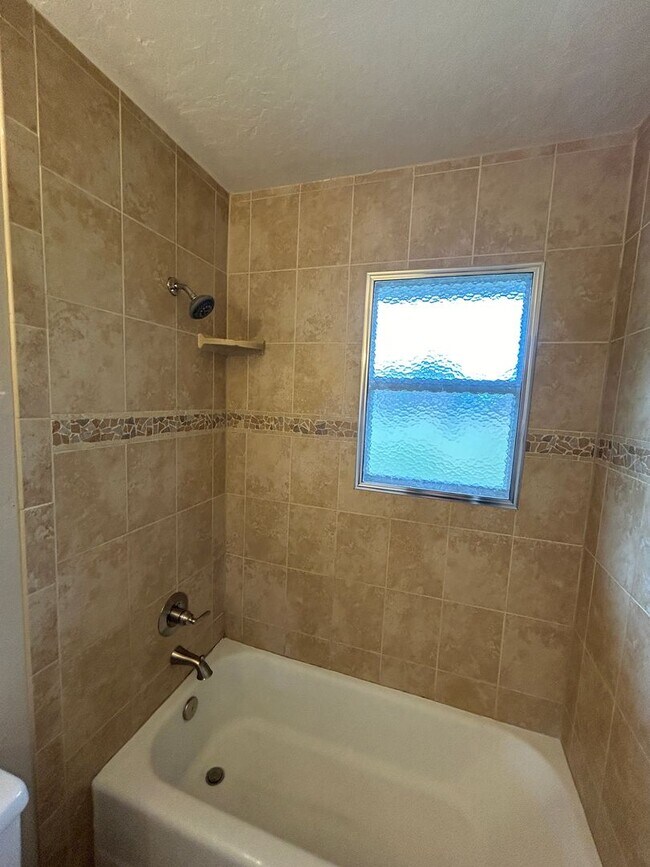 Building Photo - 2311 NW 43rd St