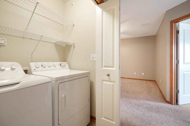 Building Photo - 15215 60th Ave N