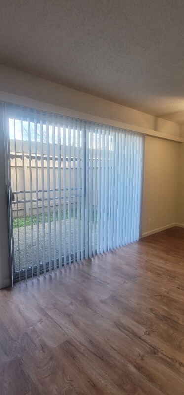 Building Photo - 1330 Byron Dr