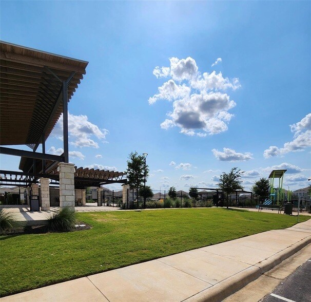 Building Photo - 10712 Blacket Dr