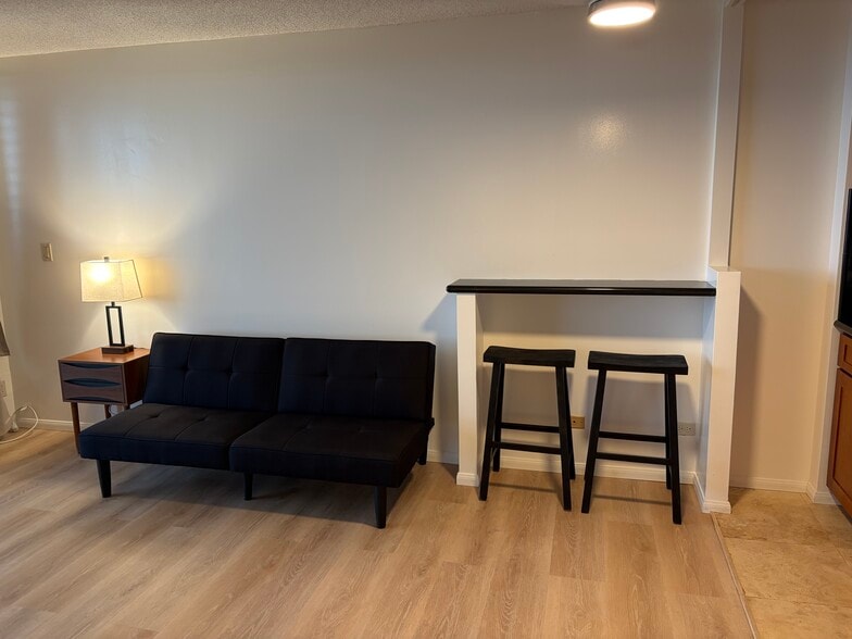 Building Photo - 2345 Ala Wai Blvd