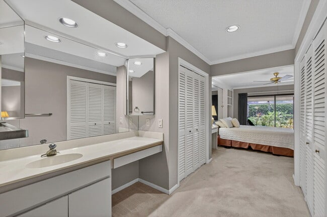 Building Photo - 17001 Freshwind Cir