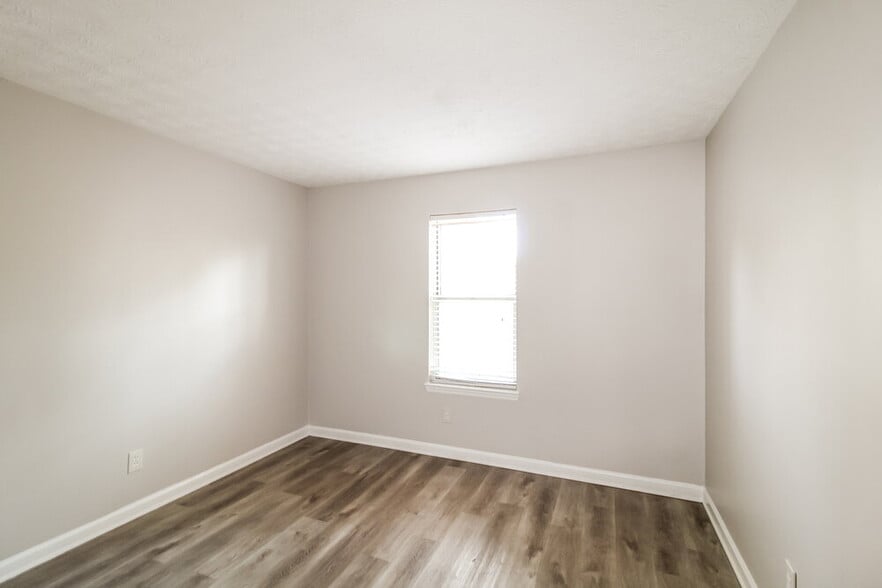 Building Photo - 5649 La Fleur Trail