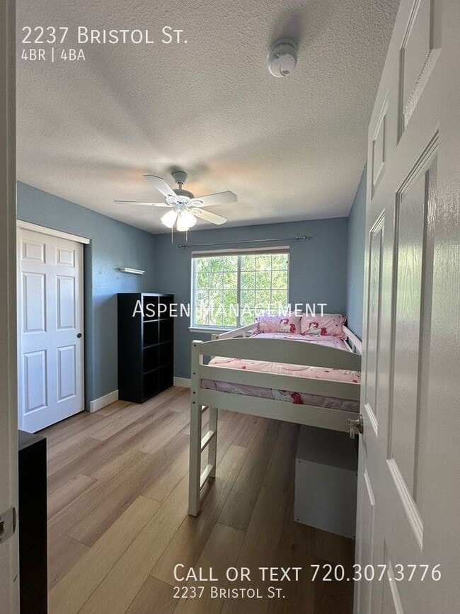 Building Photo - 2237 Bristol St