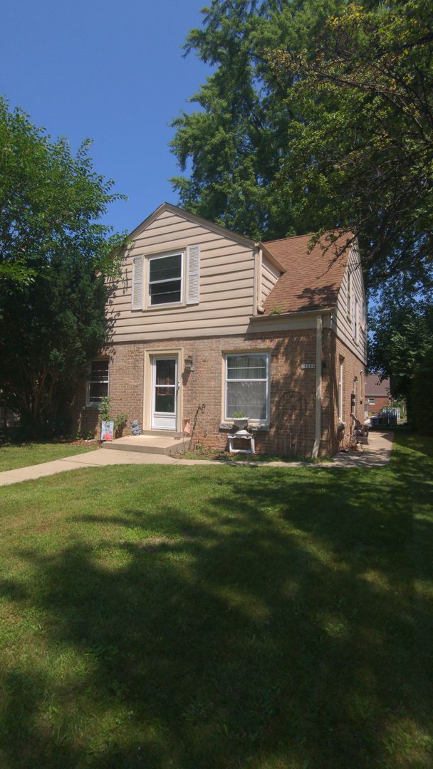 Building Photo - 2828 S 48th St