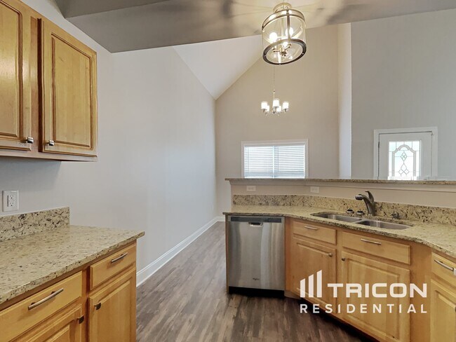 Building Photo - 953 Loch Lomond Cir