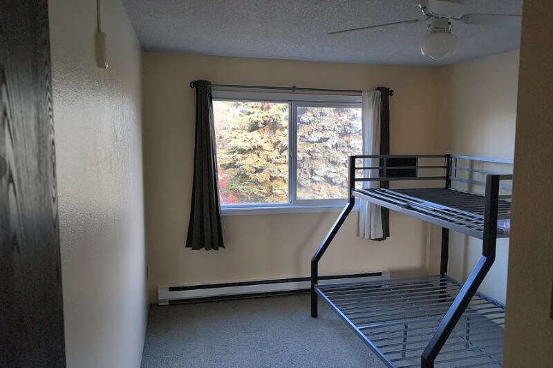 Building Photo - 2201 Romig Pl