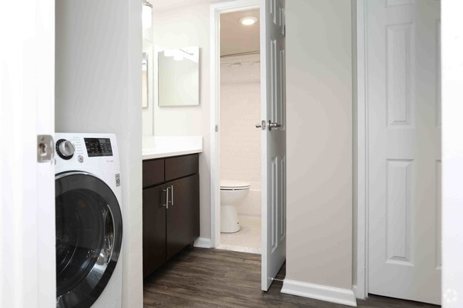 1BR, 1BA - 576 SF - Junior - Cortland at McLean