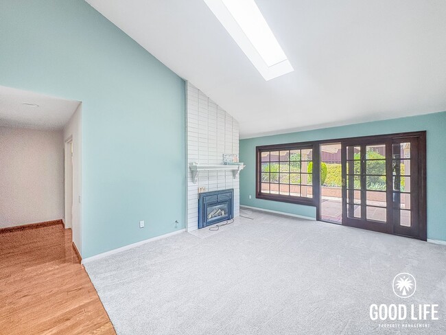 Building Photo - SD: Spacious 3BD/2BA Home in Rancho Bernardo with Office, Large Backyard w/ Garden Beds & 2-Car G...