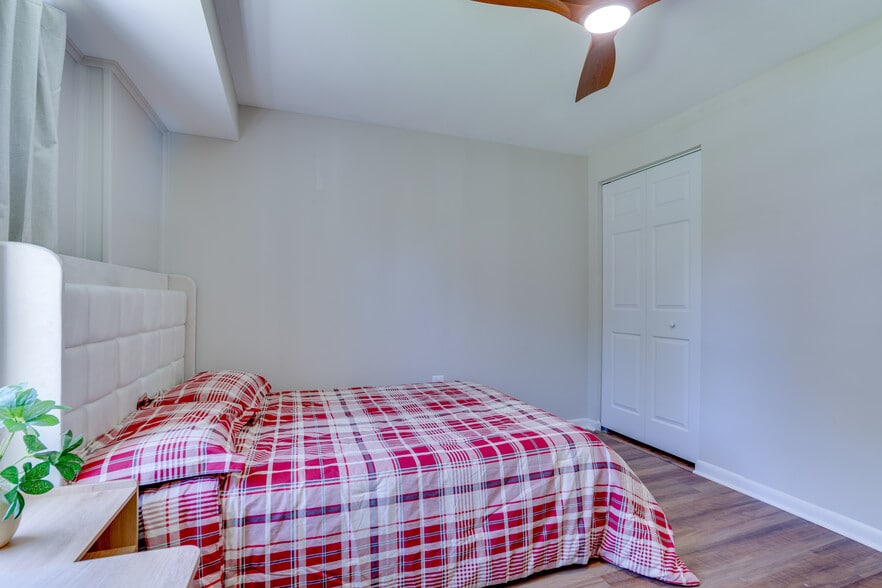 Room 1 - 8056 Central Park Dr