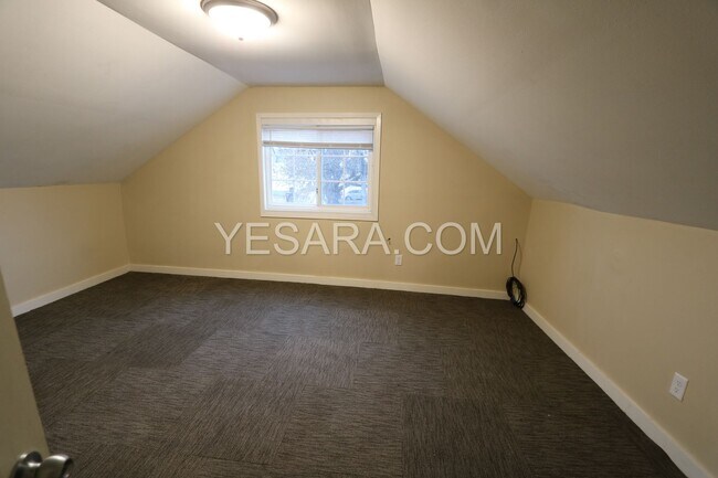 Building Photo - 1418-1418 Smith St