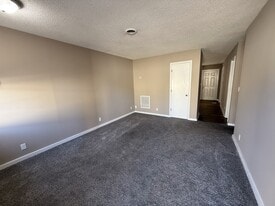 Building Photo - 453 Jackson St