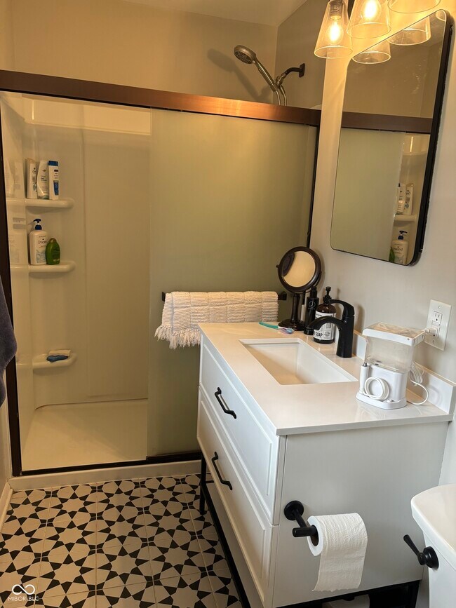 Building Photo - 41 Blairsden Ave