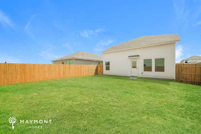 Building Photo - 747 Meadow Dr