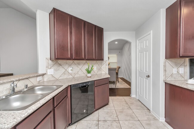 Building Photo - 2411 Zephyr Ln