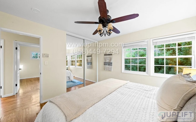 Building Photo - Charming 3-Bedroom Home with Bonus Living ...