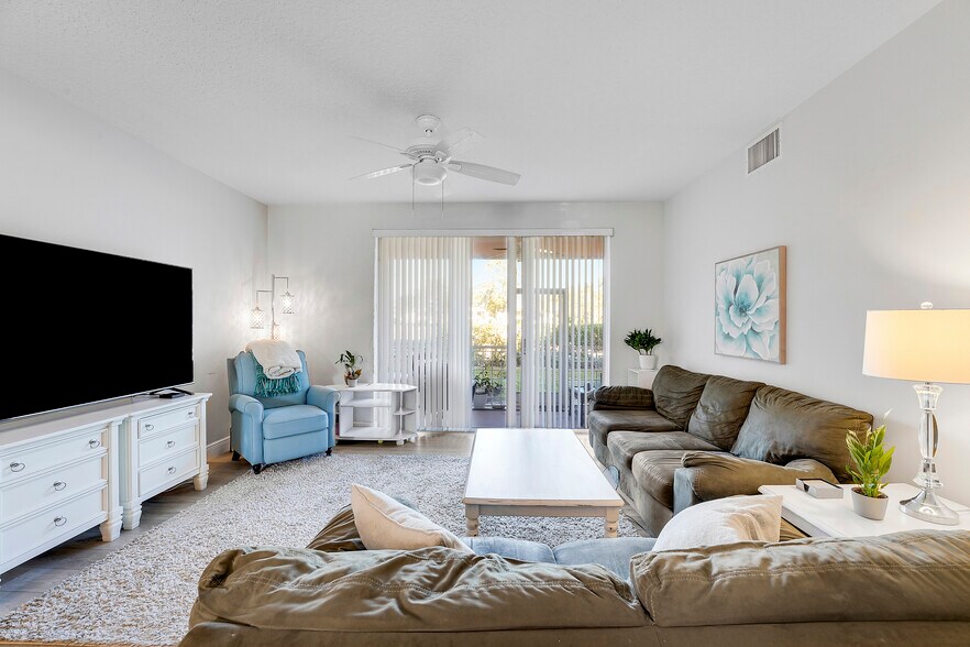 Building Photo - 101 Muirfield Ct