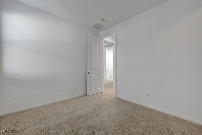 Building Photo - 9885 Angel Valley Dr